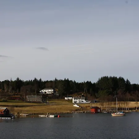 Akviktunet Nord Camping Ekkilsoya